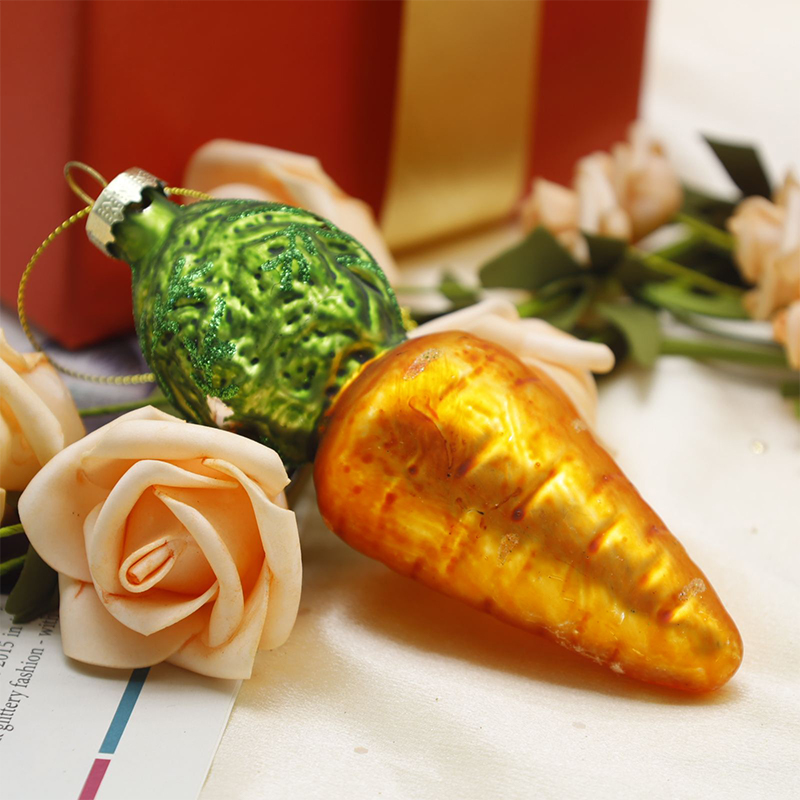 野菜の形をしたクリスマスガラスの吊り下げオーナメント