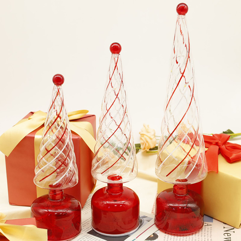 ガラスのクリスマスツリー
